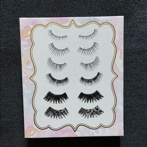 Lashes wall canvas